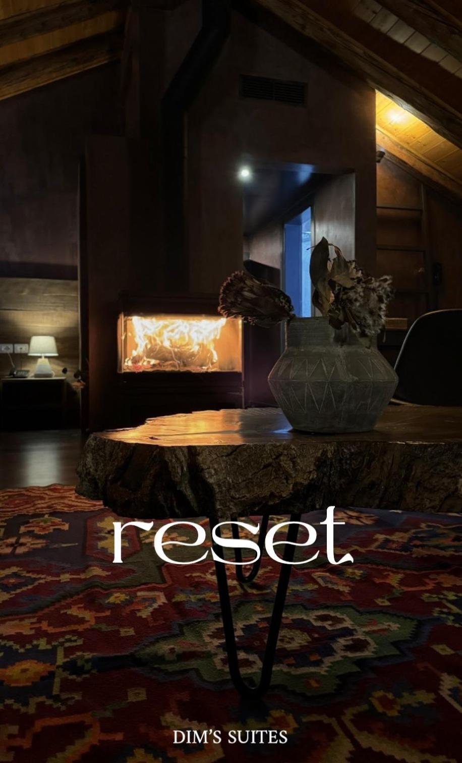 Dim'S Hotel & Restaurant 코르처 외부 사진